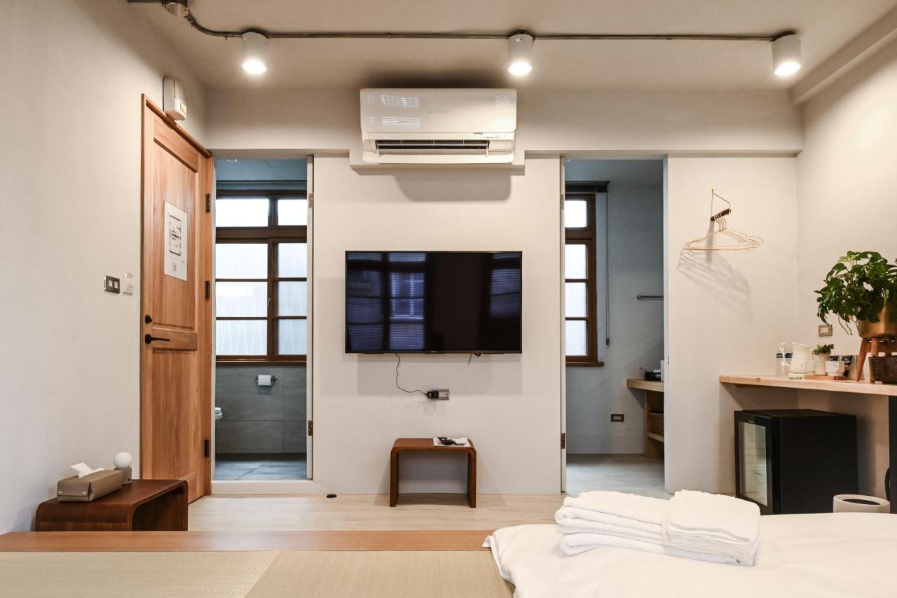 Humanlive Apartment Tainan Exterior photo